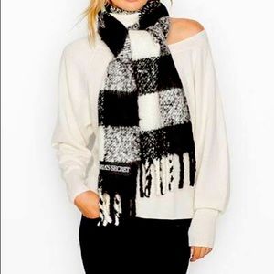 NWT:Perfect for this Fall/Winter weather